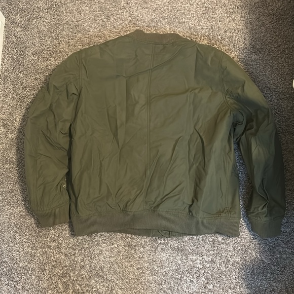 Green bomber jacket - Picture 3 of 3